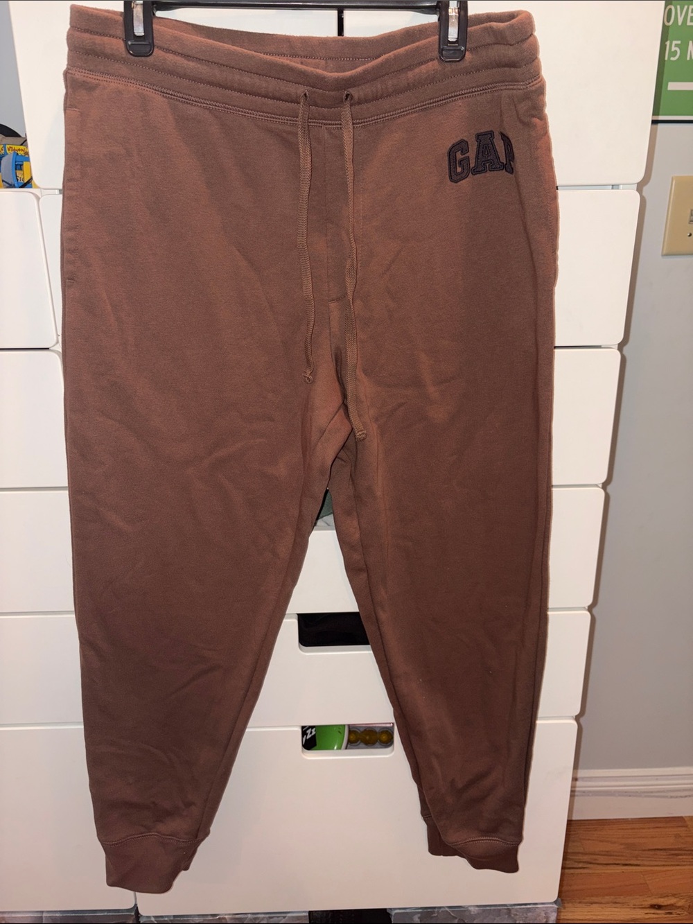 GAP Men's Brown Drawstring Fleece Joggers